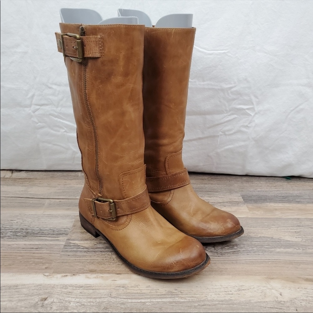 Gianni Bini distressed leather mid calf boot